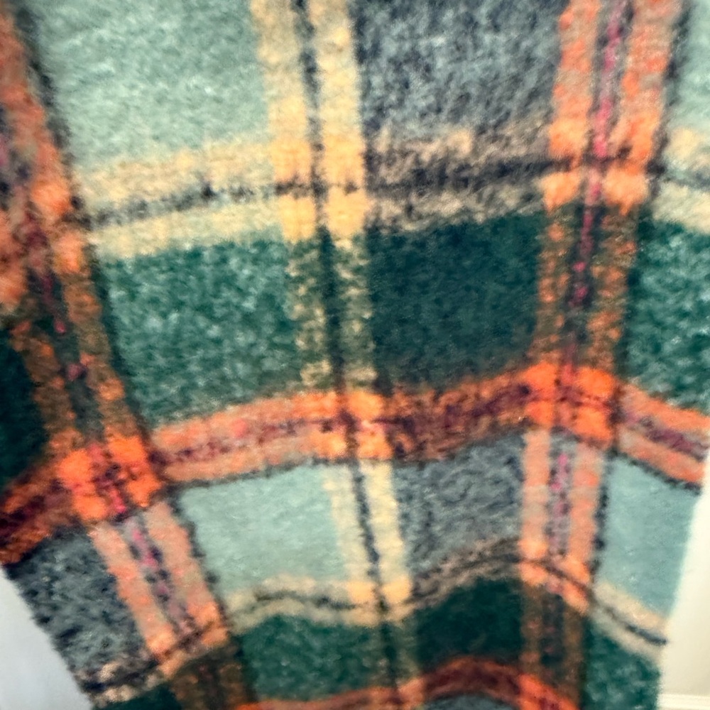 NWT Old Navy Brushed Scarf Soft Plaid Long Scarf with Fringe OS - Picture 7 of 10